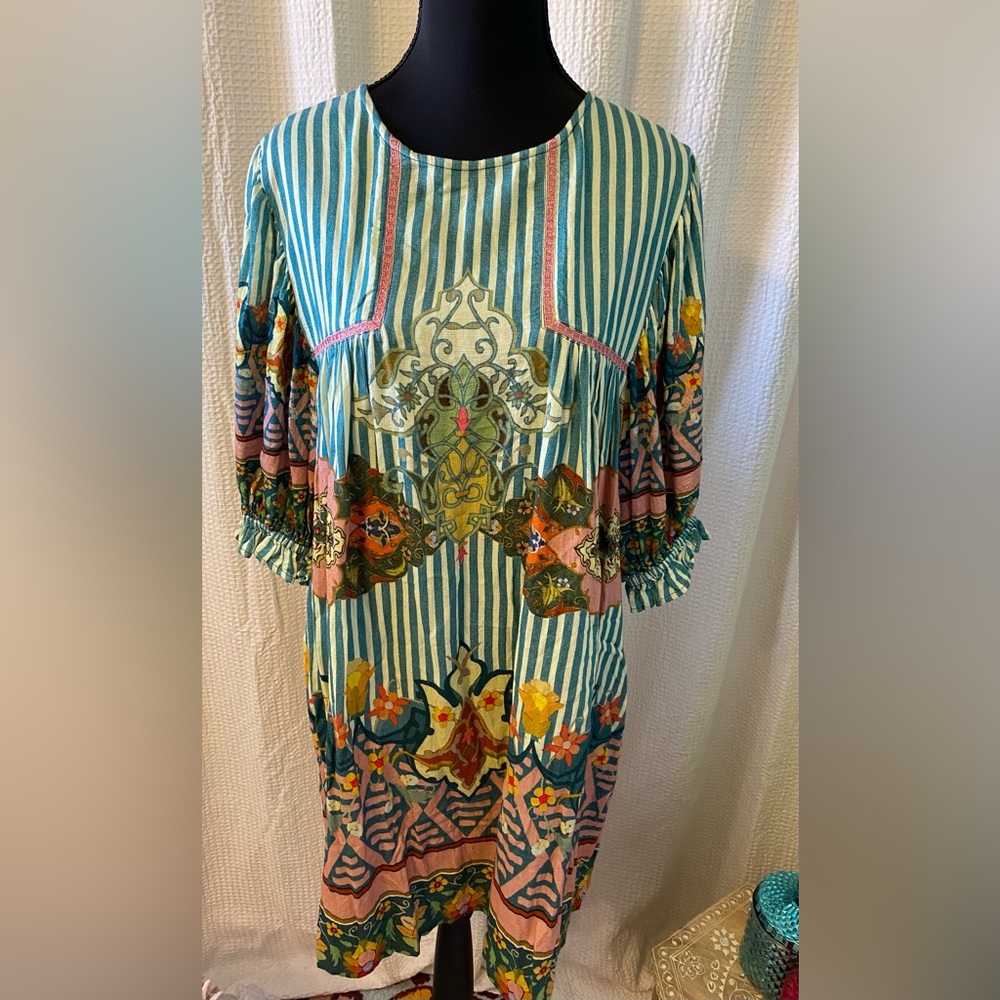 Elegant Multicolor Midi Dress - Picture 5 of 10